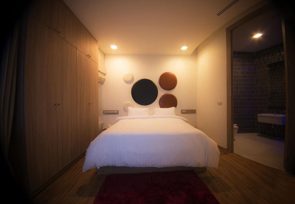The Beverly Hills Hotel Nakhonratchasima Exterior foto