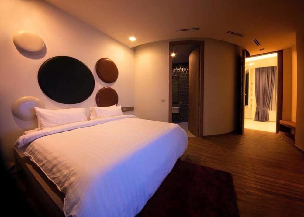 The Beverly Hills Hotel Nakhonratchasima Exterior foto