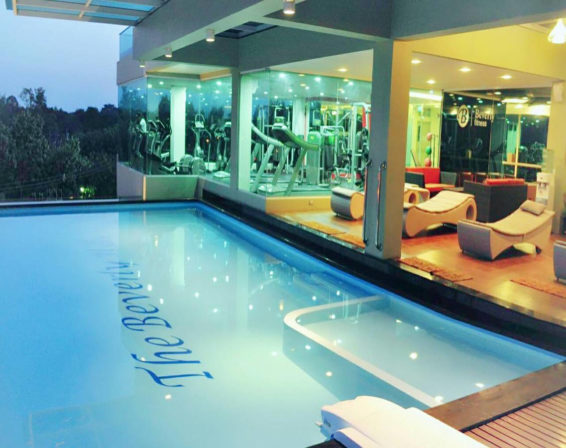 The Beverly Hills Hotel Nakhonratchasima Exterior foto